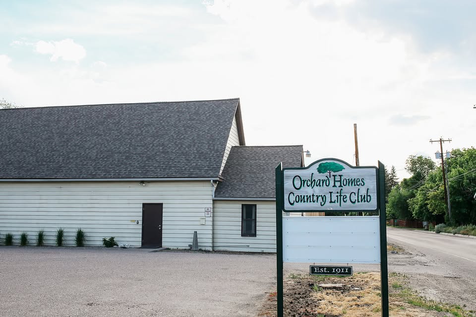 Orchard Homes Country Club